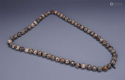 CHINESE DZI BEAD NECKLACE