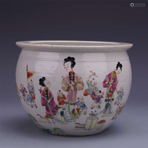 CHINESE PORCELAIN FAMILLE ROSE BEAUTY BOWL