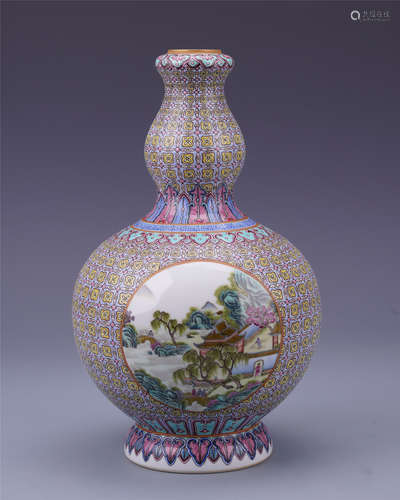 CHINESE PORCELAIN FAMILLE ROSE DOUBLE GOURD VASE