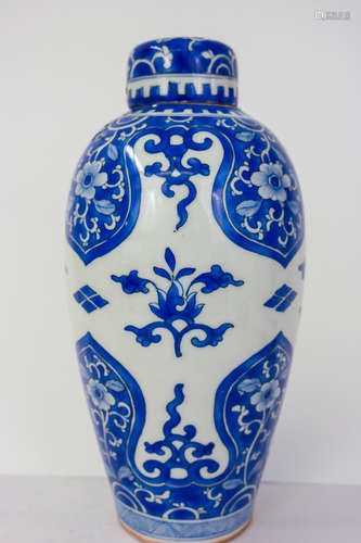 A BLUE GLAZE WINDING WINDING LOTUS JAR