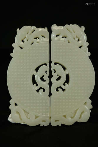 A PAIR OF HOLLOW OUT DRAGON PATTERN JADE TABLET