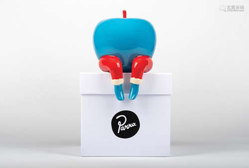 PARRA AN APPLE ON THE EDGE