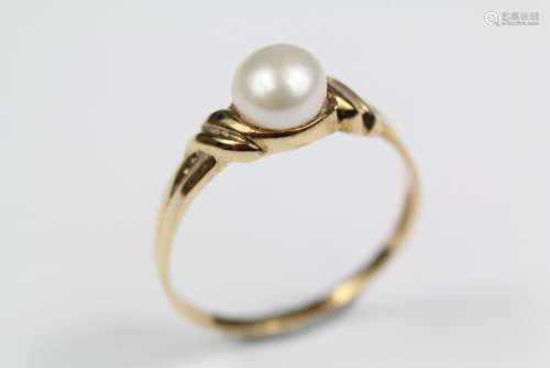 A Vintage 9ct Yellow Gold Pearl Ring, pearl approx 6mm, size O, approx 1