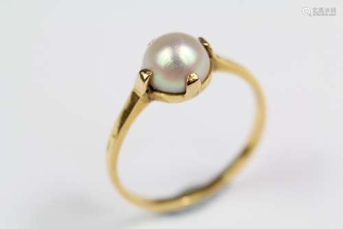 An Antique 18ct Pearl Ring, the pearl approx 6 mm, size Q, approx 2