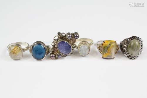 Six Hardstone and Semi-Precious Stone Rings, including Amethyst, Moonstone etc, various sizes