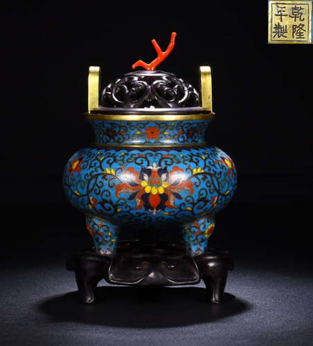 GLIT BRONZE CLOISONNE 'JINGTAI'BLUE WINDING FLOWER PATTERN CENSER WITH ZITAN WOOD BASE AND COVER