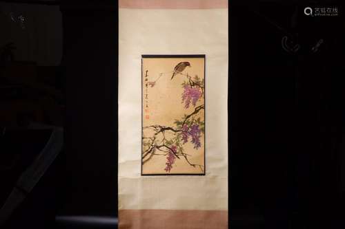 A ZHUCHENG PAINTED FLOWER AND BIRD VERTICAL AXIS PAINTING