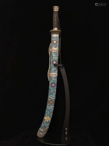 A BRONZE CLOISONNE 'JINGTAI'BLUE FLOWER PATTERN GLIT SILVER KNIFE