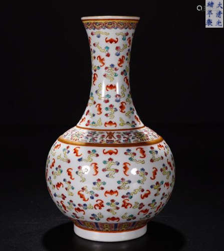 A GUANGXU MARK FAMILLE ROSE 'WANFUJINAN' VASE