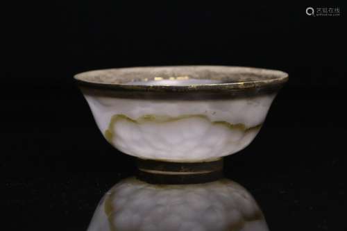 AN AGATE BOWL