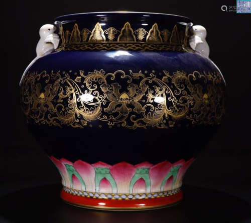 A QIANLONG MARK SACRIFICE BLUE OUTLINE IN GOLD FLOWER AND LOTUS PATTERN JAR