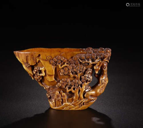 A CHARACTER STORY CARVED  HORN CUP