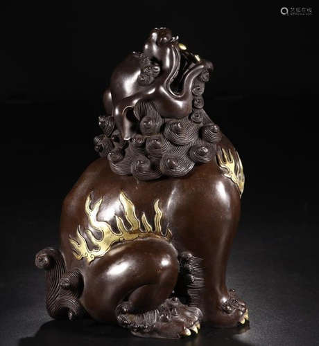 A GILT BRONZE LION SHAPED CENSER