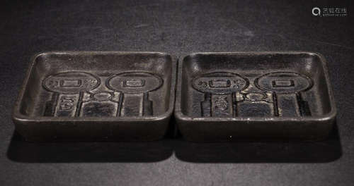 A PAIR OF COIN PATTERN  CARVED SQUARE IRON PLATES