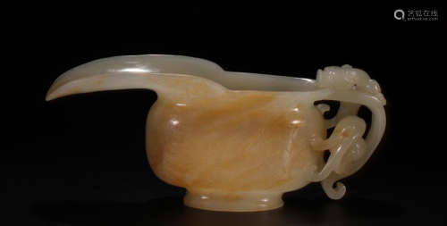 A HORNLESS DRAGON SHAPED HETIAN JADE JUE CUP