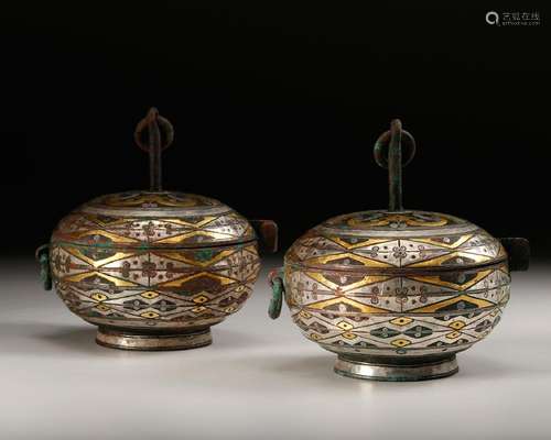 CHINESE BRONZE VESSEL INLAID GILT AND SILVER, PAIR