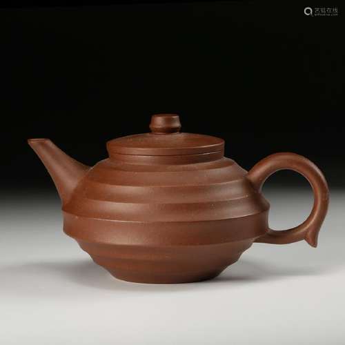 CHINESE YIXING ZISHA TEA POT