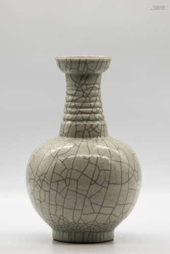 CHINESE CRACKLE GLAZED PORCELAIN VASE WITH MARK