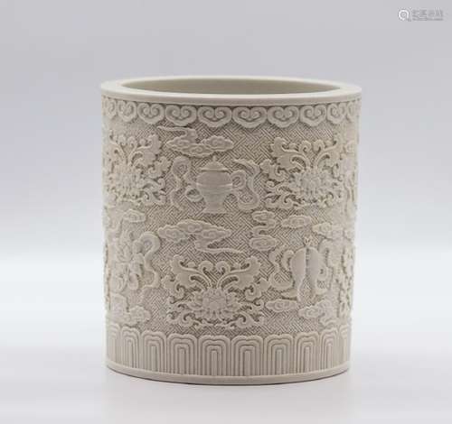 CHINESE BLANC DE CHINE PORCELAIN BRUSH POT W. MARK