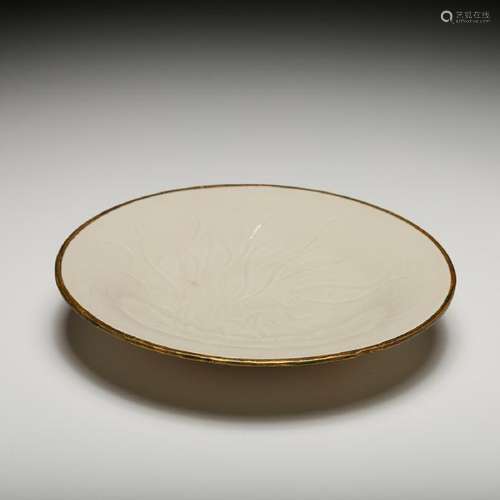 CHINESE DING KILN PORCELAIN PLATE