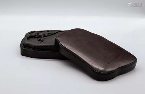 CHINESE SCHOLAR INK STONE WITH ROSEWOOD COVER BOX