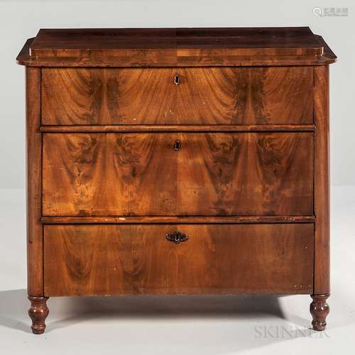 Biedermeier Mahogany-veneered Chest of Drawers