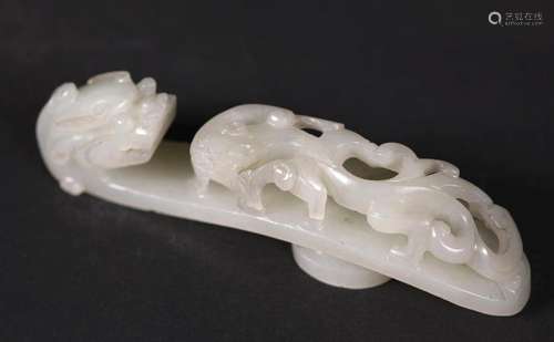 Chinese 18/19 C White Jade Double Dragon Belt Hook