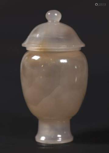 Chinese Qing Polished Suzhou Agate Jar & Cover