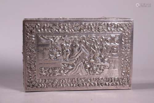 Chinese Qing Repousse Engraved Hinged Silver Box