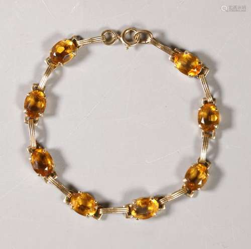 Vintage 8 Oval Cut Citrine Link Bracelet in 14K