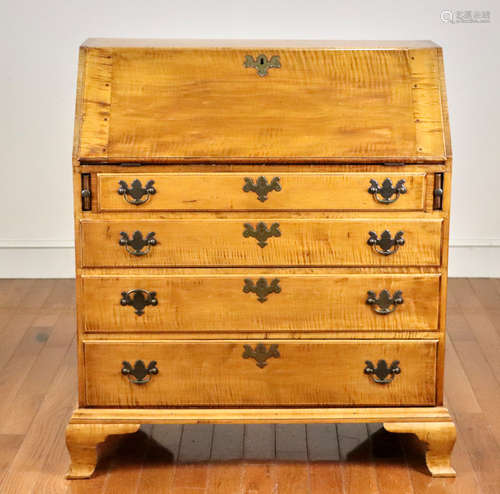 Massachusetts North Shore 18th century Chippendale-style tiger maple fall front desk with fan