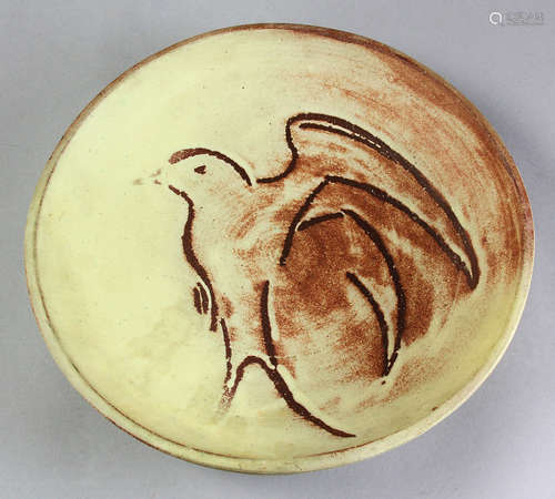 Eileen Hazell (British/Canadian, 1903-1984), studio pottery bowl with bird design, mid-1950s, 2 3/8