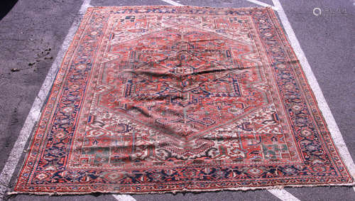 Antique Persian Heriz rug, 9' 9