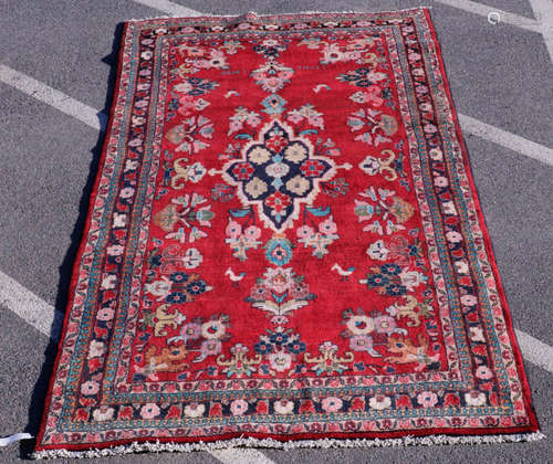 Semi-antique Persian Hamadan rug, 4' 10