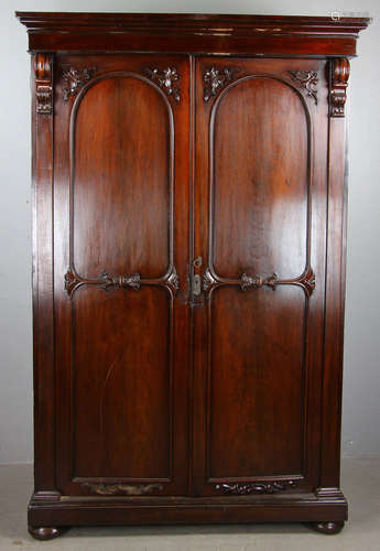 Mahogany two-door cabinet, 75