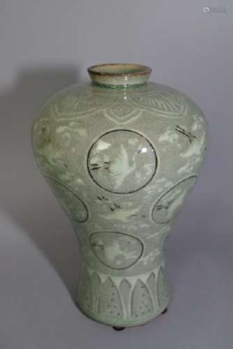 15-17th C. Korean Celadon Glaze Jar