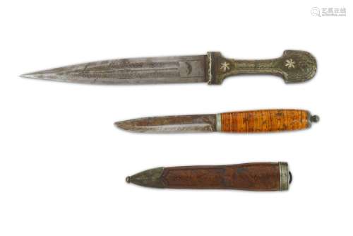 A WOOD-HILTED OTTOMAN FRUIT DAGGER AND A CAUCASIAN