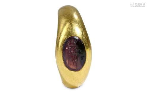 A RING WITH ROMAN INTAGLIO