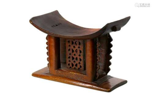 AN ASHANTI STOOL, GHANA