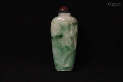 Chinese apple green jadeite carved snuff bottle