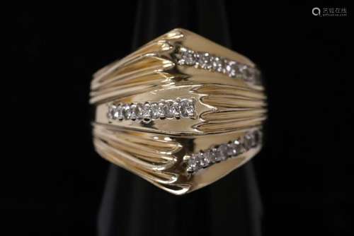 14K Y/G fashion diamond ring