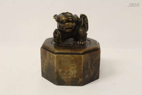 Unusual Chinese octagonal shoushan stone seal