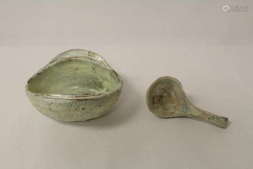 Han style green glazed bowl with spoon