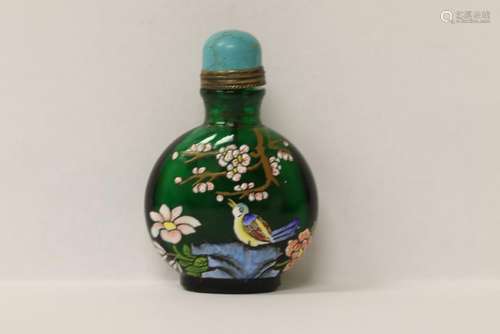 Chinese enamel on Peking glass snuff bottle