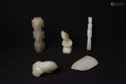 5 jade carved ornaments