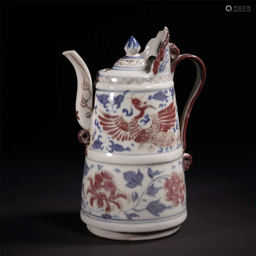 A Chinese Wucai 'Phoenix' Ewer