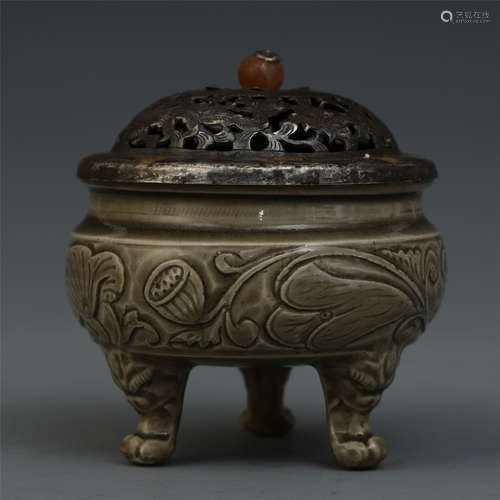 A Chinese Porcelain Tripod Censer with Silver Cover