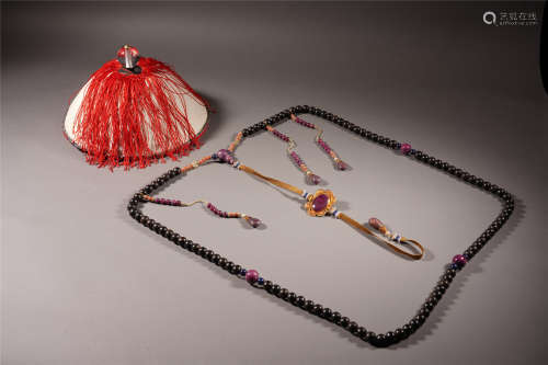 A Chinese Aloeswood Court Necklace and Official Hat Set