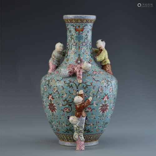 A Chinese Enameled 'Flower' Vase