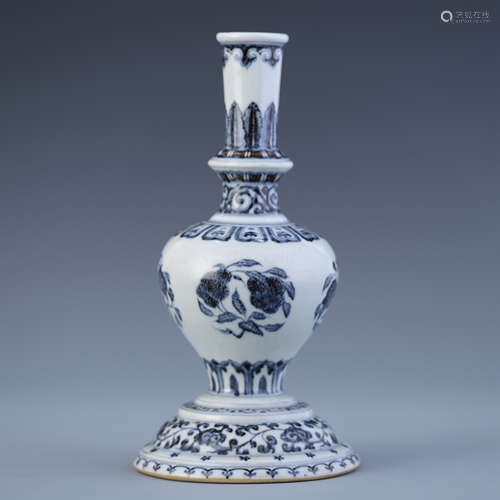 A Chinese Blue and White Tower-shaped Vase